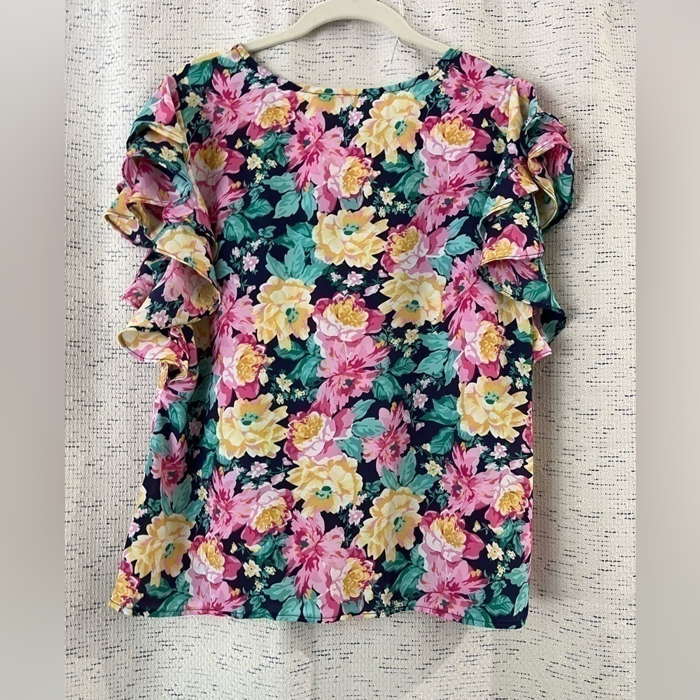 Counterparts floral ruffle sleeve blouse - Picture 4 of 8